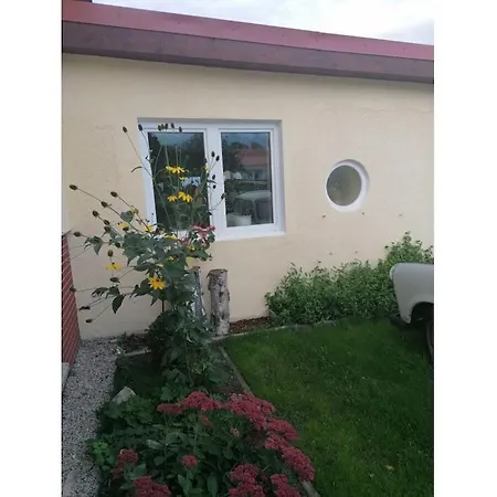 Holiday Home With 1 Bedroom *