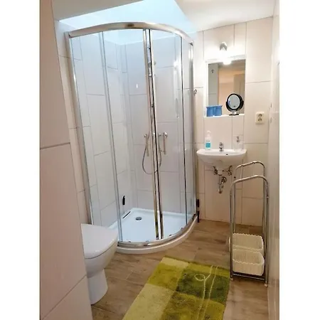 Holiday Home With 1 Bedroom *